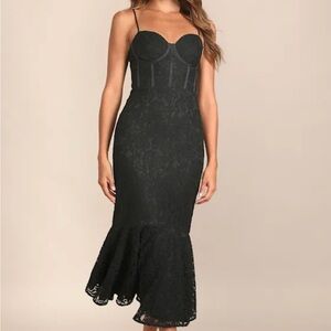Lulu's Black Lace Bustier Midi Dress